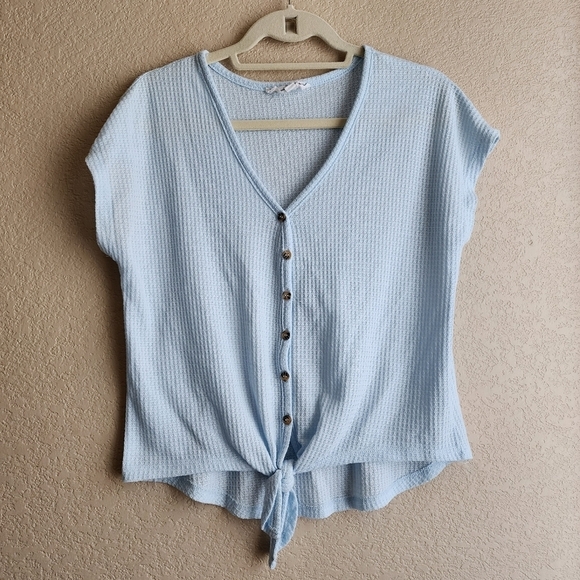 Hippie Rose Tops - Hippie Rose Sky Blue Button-Down Short Sleeve Juniors Top Size M